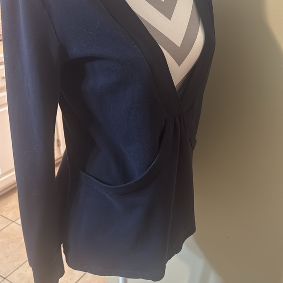 Navy Blue V-Neck Sweater with Front Pockets by Ann Taylor LOFT - Medium - Picture 4 of 8